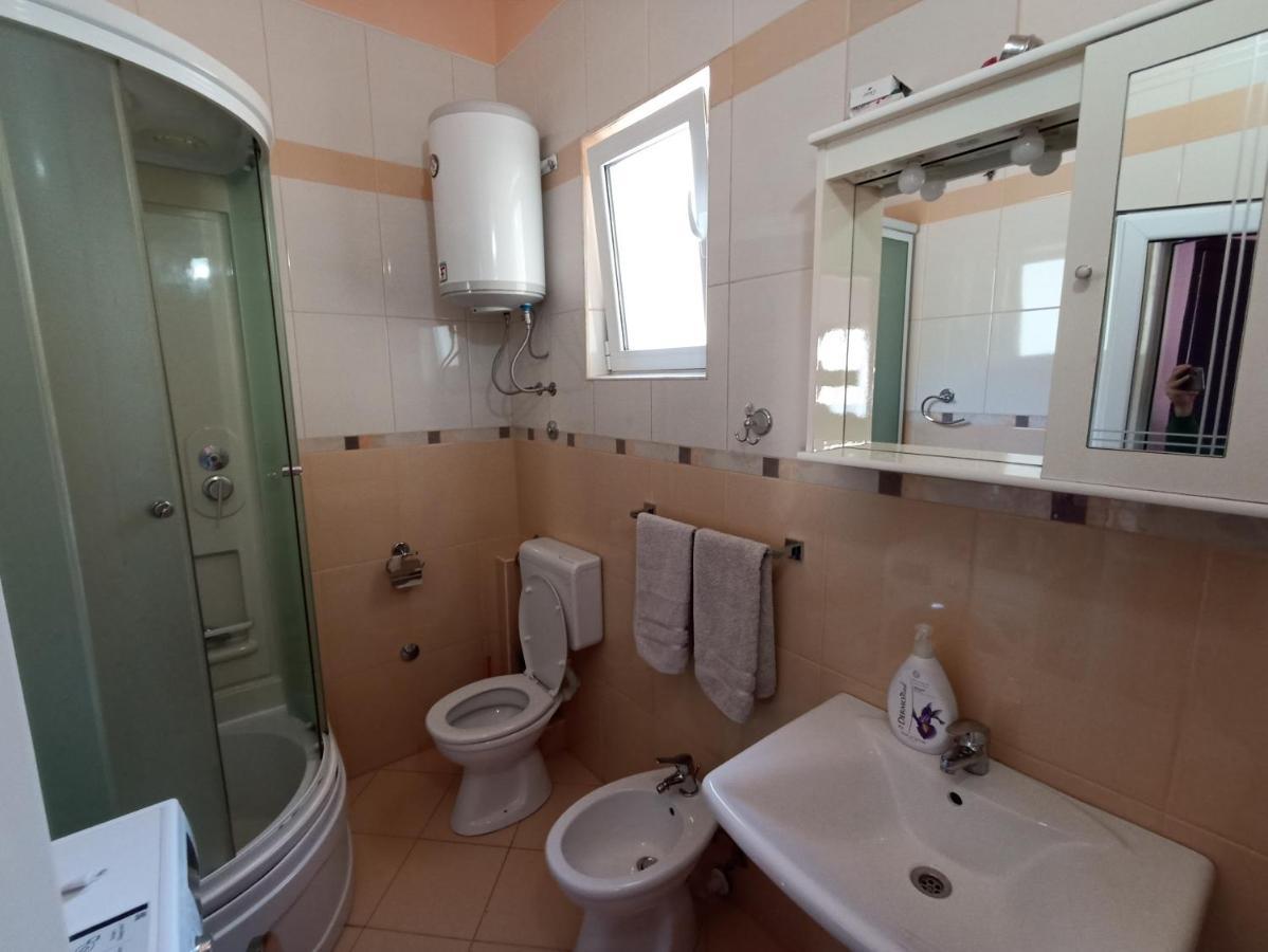 Queen Studio with Two Queen Beds - Non-Smoking,1202318002:JPEG