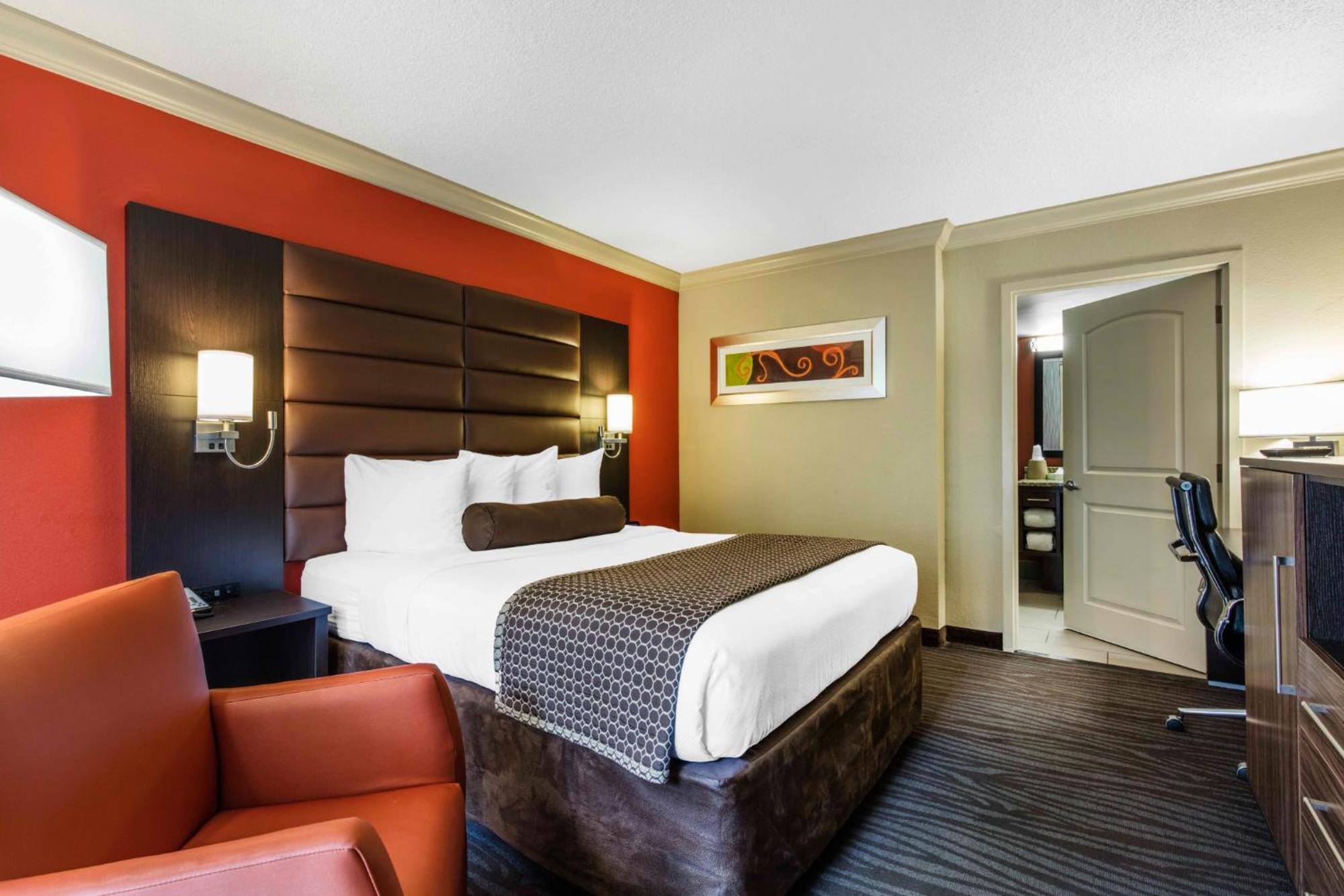 Queen Room - Disability Access/Non-Smoking