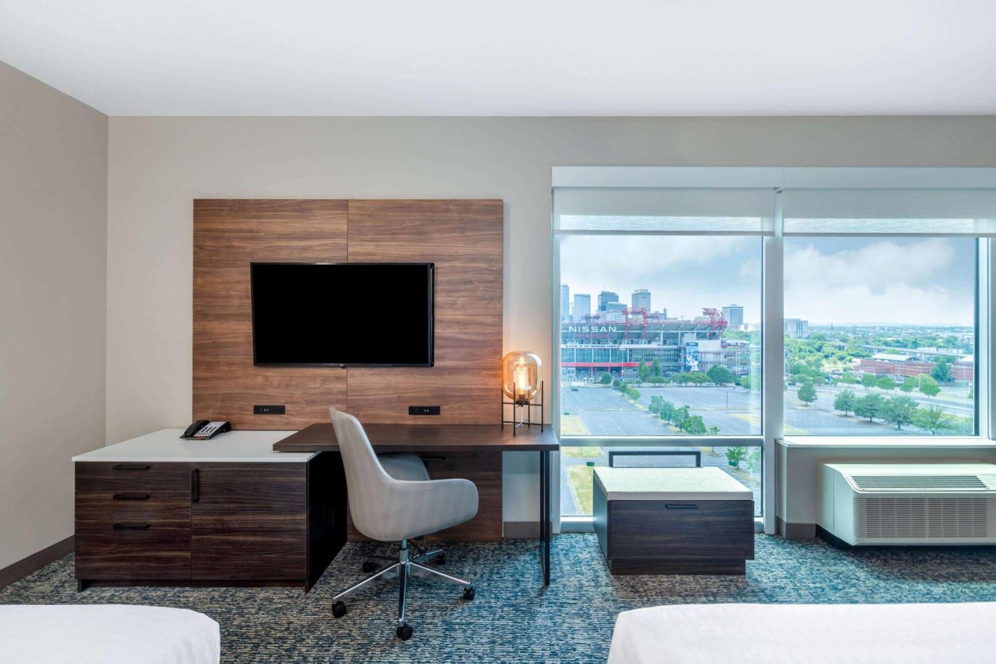 Studio Suite Two Queen Beds Stadium View Non-Smoking