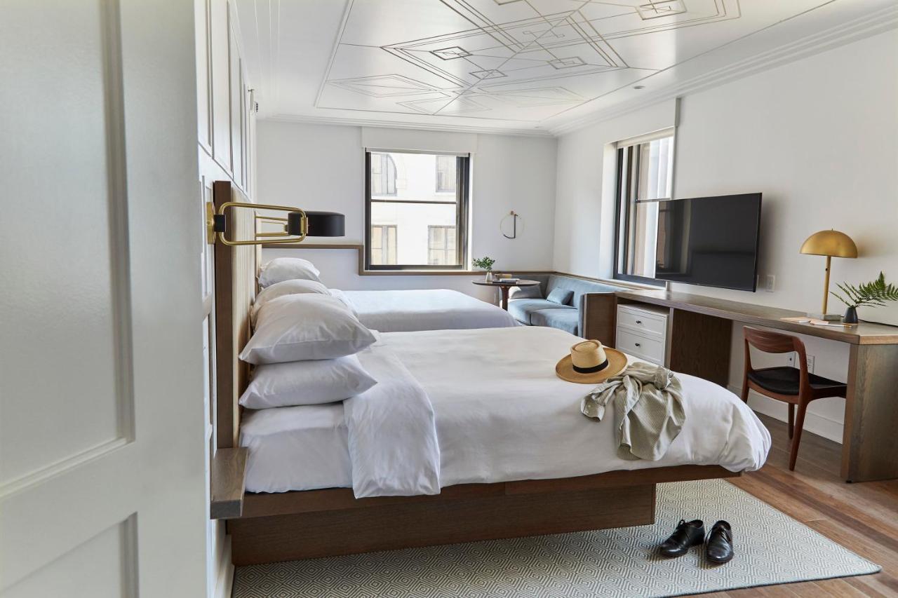 Studio Suite 2 Kings Mobility Accessible