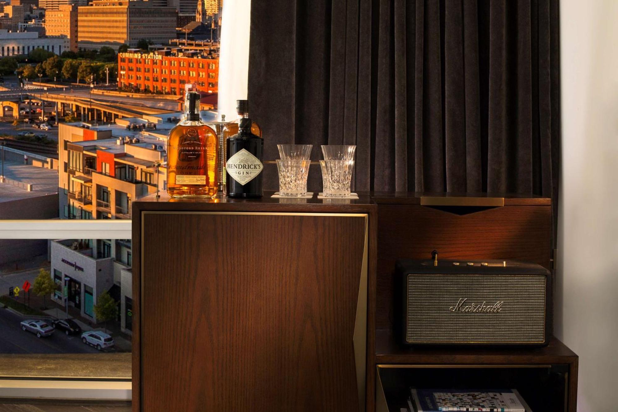 Studio Suite with Accessible Shower,1448826640:JPEG