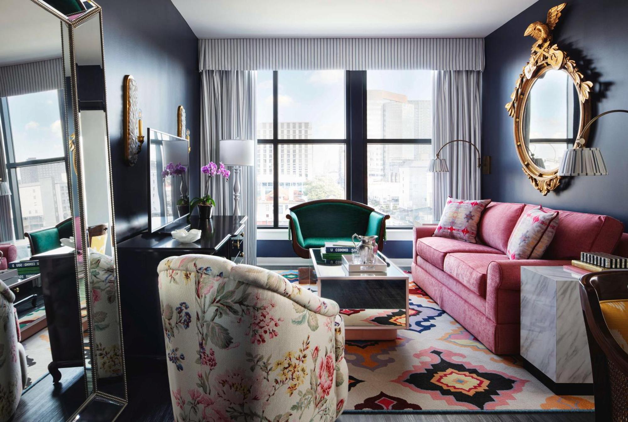 Graduate King Suite