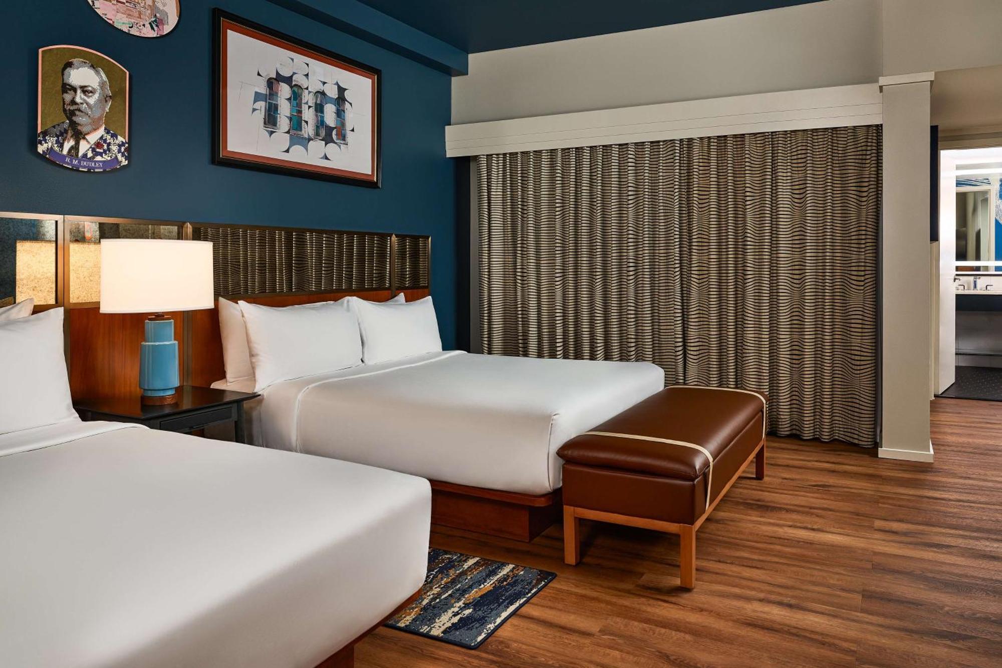 Queen Room with Two Queen Beds,1642351748:JPEG