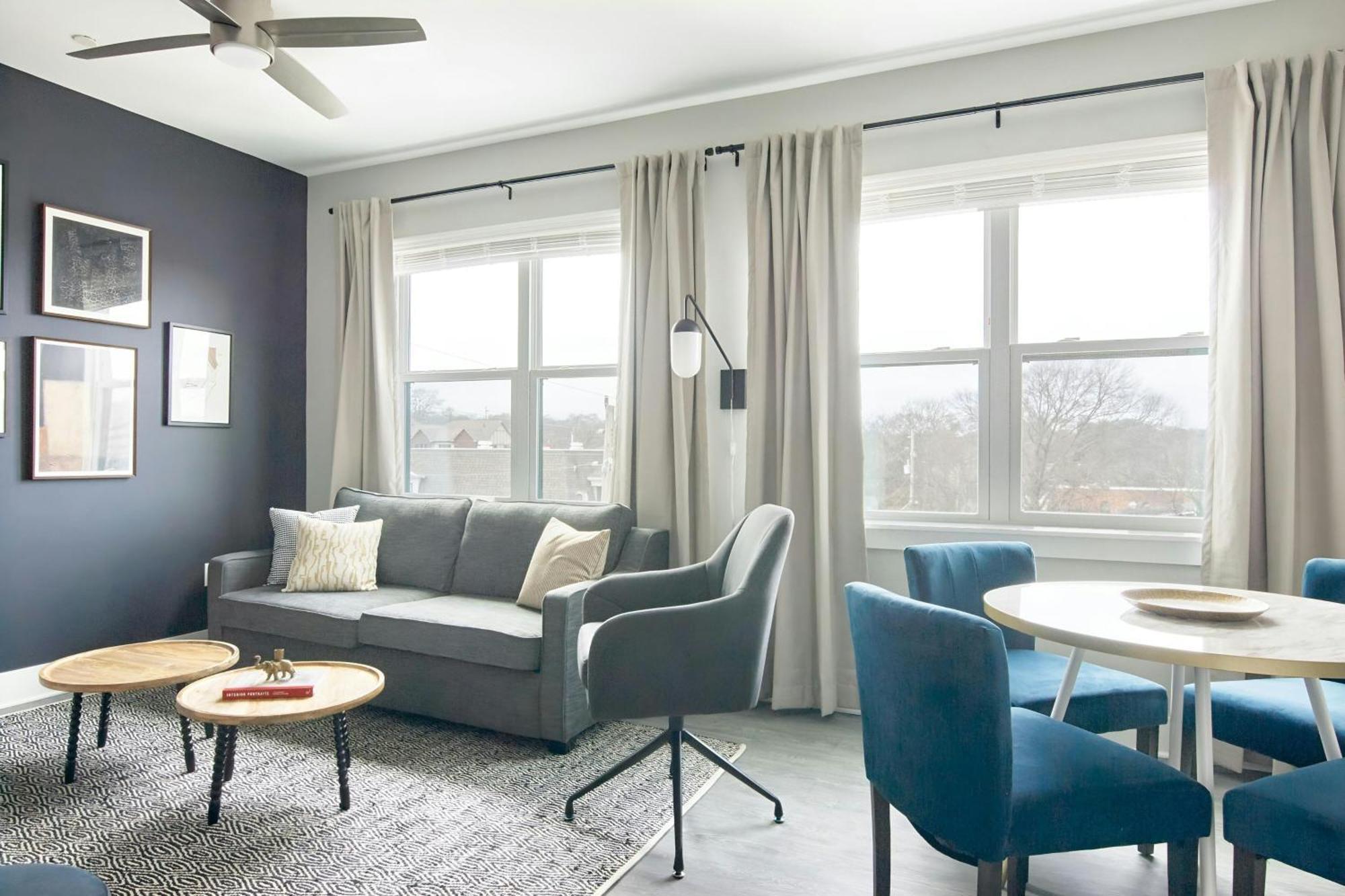 Studio Apartment with Queen and Sofa Bed