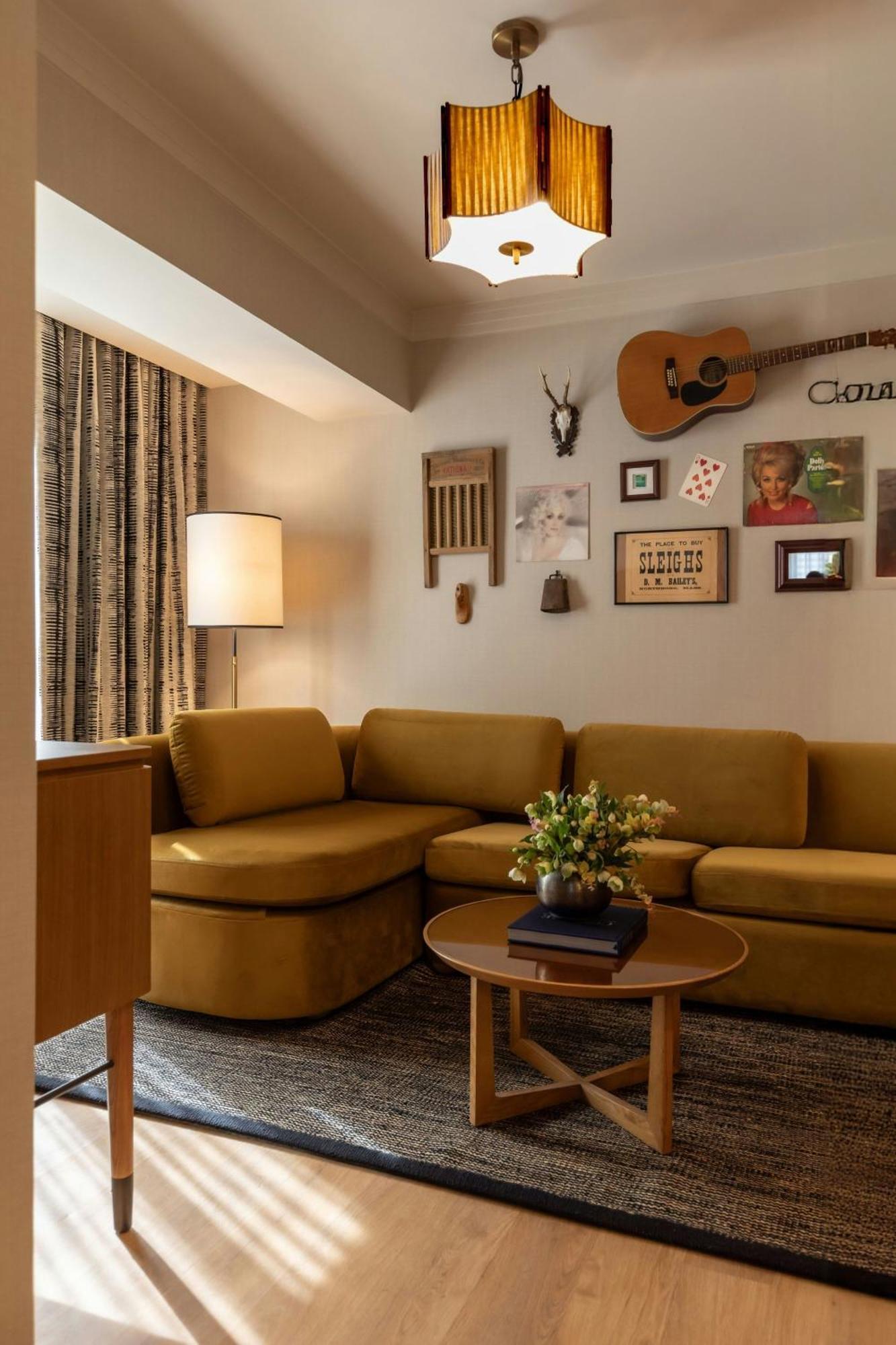 One-Bedroom Premium King Suite Sofa Bed