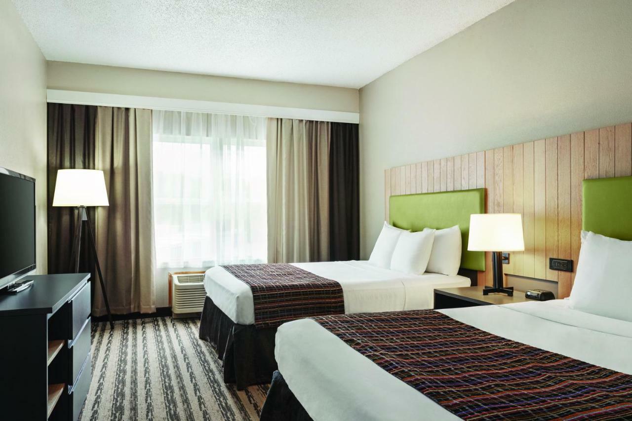 Queen Room Two Queen Beds Disability Access