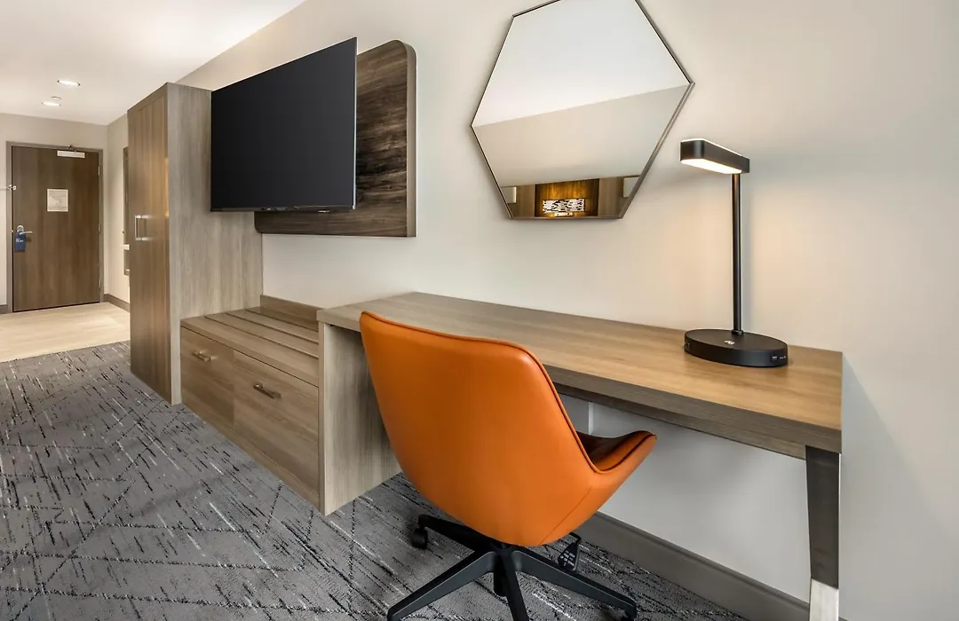 Holiday Inn Express & Suites Nashville West End - Univ Area By Ihg-1