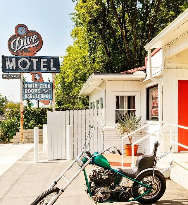 The Dive Motel And Swim Club-1