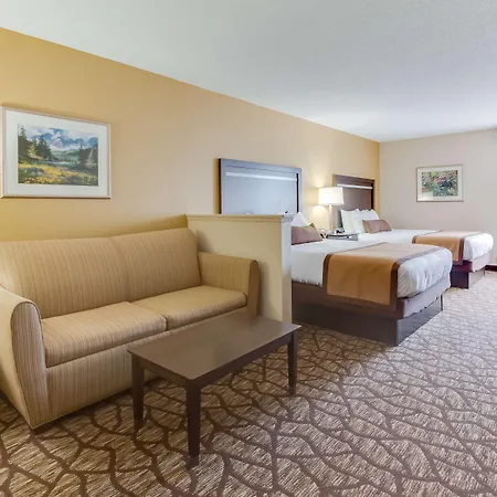 Best Western Plus Belle Meade Inn & Suites-3