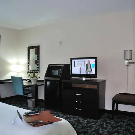 Hampton Inn & Suites Nashville At Opryland-3