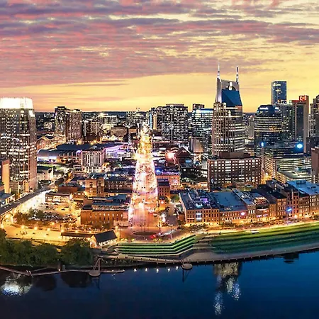Bluegreen Downtown Nashville-3