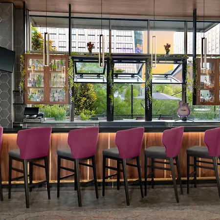 Hilton Garden Inn Nashville Downtown Convention Center-2