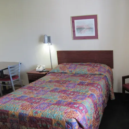 Intown Suites Extended Stay Nashville Tn - Bell Road-3