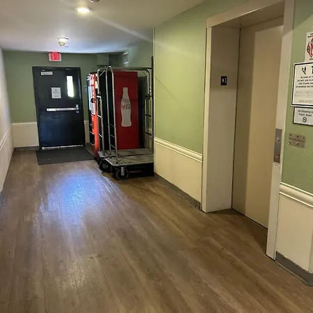 Woodspring Suites Nashville Airport-3