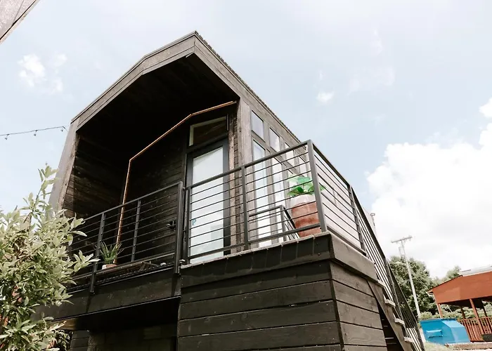 Ironwood Grove, Tiny House Hotel Nashville