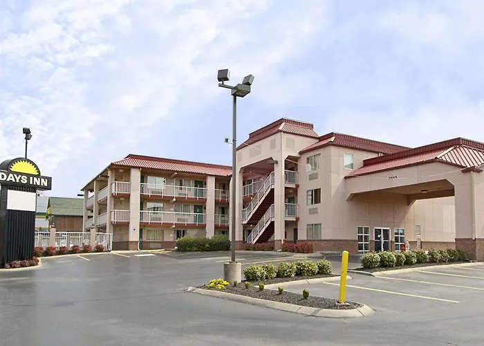 Days Inn By Wyndham Airport Nashville East