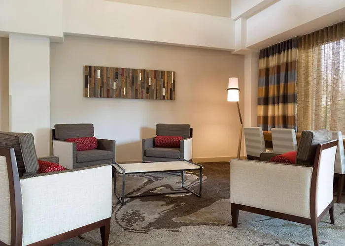 Doubletree Suites By Hilton Nashville Airport