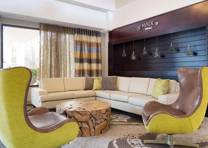 Doubletree Suites By Hilton Nashville Airport