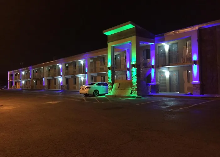 Lotus Inn And Suites Nashville