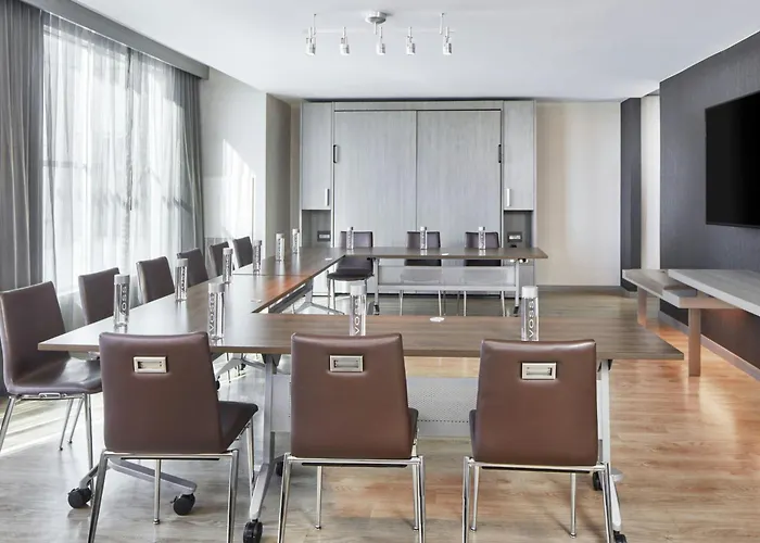 Hotels Downtown NashvilleAc Downtown