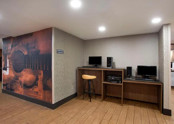 Comfort Inn & Suites Nashville Downtown - Stadium