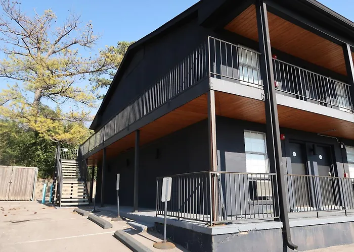 The Iris Motel Nashville