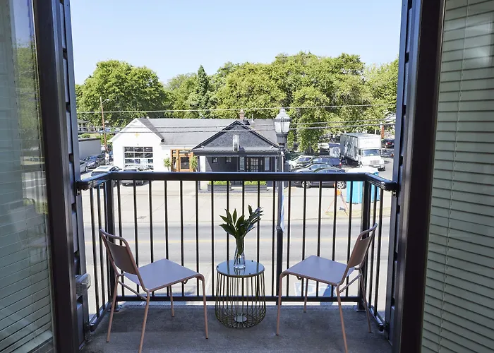 Oliver 12 South Nashville