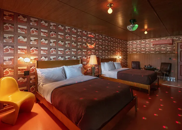 The Dive Motel And Swim Club Nashville