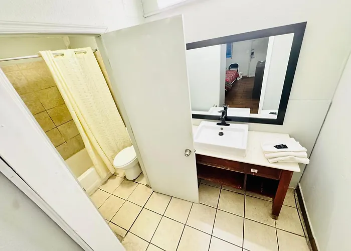 Cumberland Inn Near Downtown - Nashville, Tn