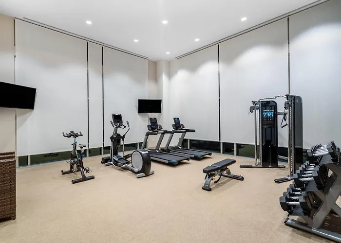 La Quinta Inn & Suites By Wyndham Nashville Downtown Stadium