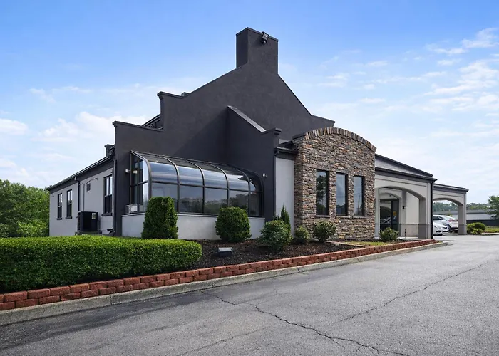 Quarters Inn & Suites Nashville