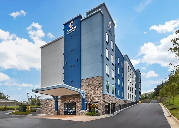 Comfort Inn & Suites Nashville Bellevue