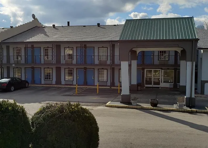 Vista Inn And Suites Nashville Airport East